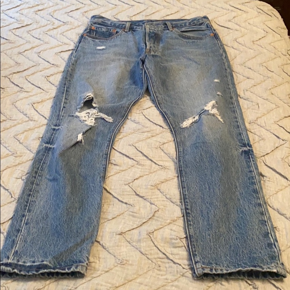 Levi’s 501 Ripped High Waist Straight Leg
